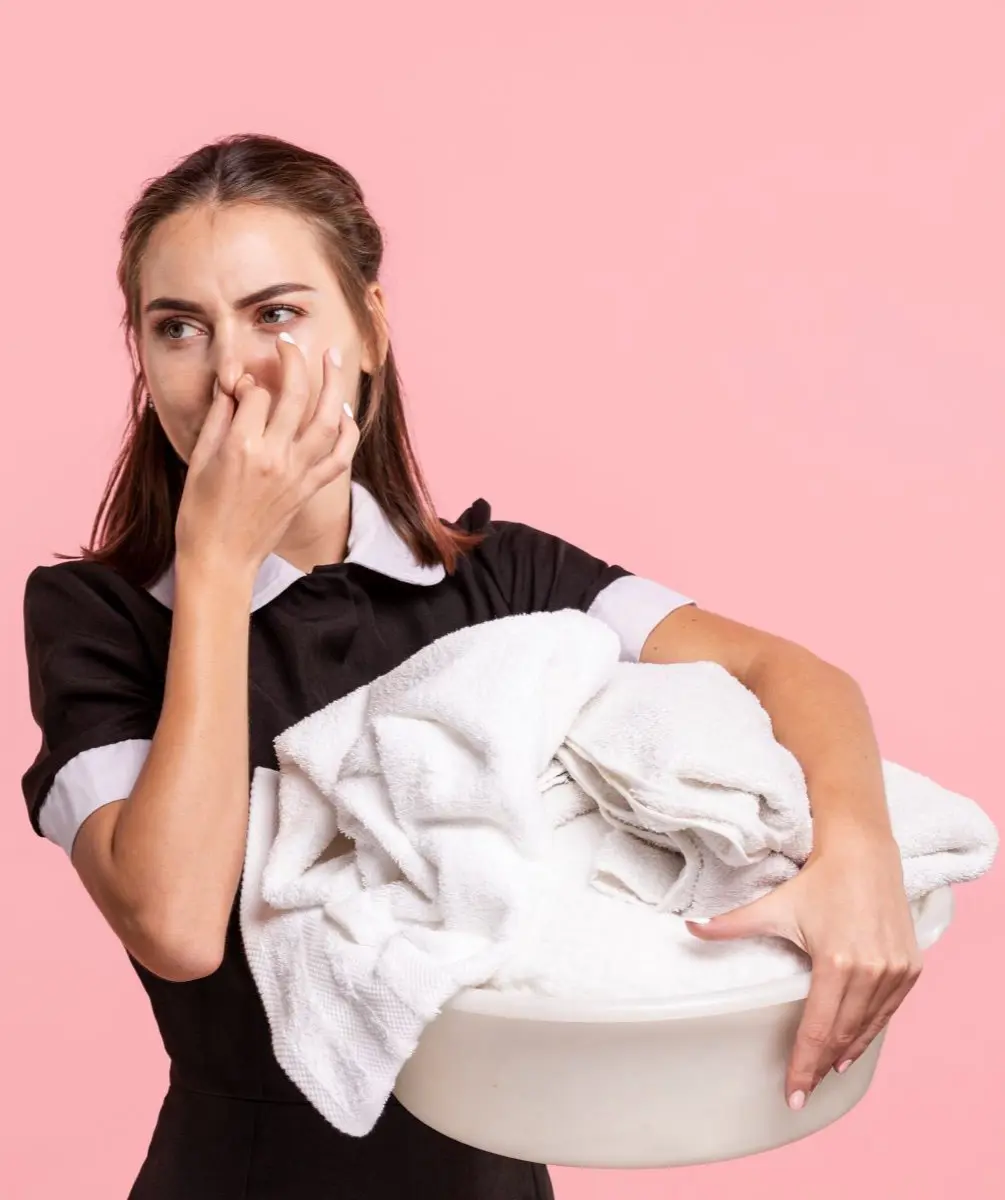 How To Get Rid of Mildew Smell On Clothes