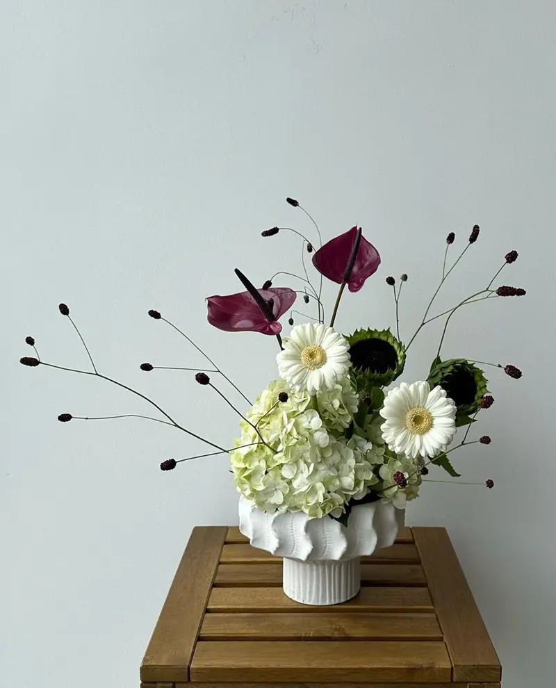 How To Keep Flowers Fresh In A Vase After Cutting